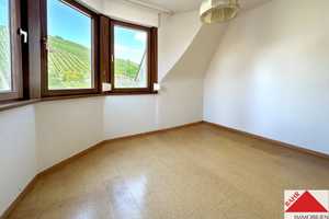 Charmantes Mehrfamilienhaus mit Blick in die Weinberge – Stuttgart – Vorschaubild 9