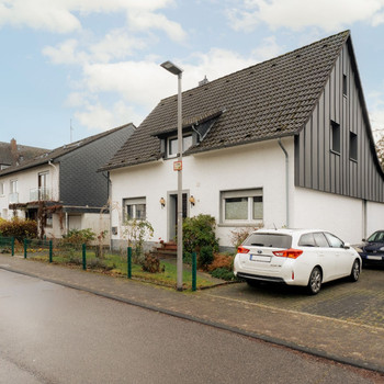 Top gepflegtes Einfamilienhaus in zentraler Lage von Schildgen!