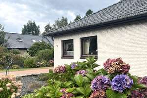 RESERVIERT!! Charmanter Bungalow mit Vollkeller und Blick ins Grüne! – Die vollständige Adresse der Immobilie erhältst du vom Anbieter., 25436 Uetersen – Vorschaubild 3