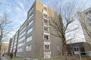 Helle 1,5-Zimmer-Wohnung mit Balkon und Stellplatz in Kiel-Elmschenhagen