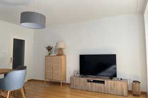 Exklusive 3-Zimmer-Wohnung mit gehobener Innenausstattung mit Einbauküche in München Moosach – München – Vorschaubild 2