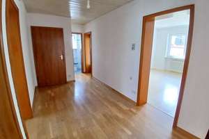 N-Kornburg! Schöne 4-Zi.-Wohnung mit Südterrasse, Garten, 2 Kellerräume + Garage! – Die vollständige Adresse der Immobilie erhältst du vom Anbieter., 90455 Kornburg, Worzeldorf, Nürnberg – Vorschaubild 13