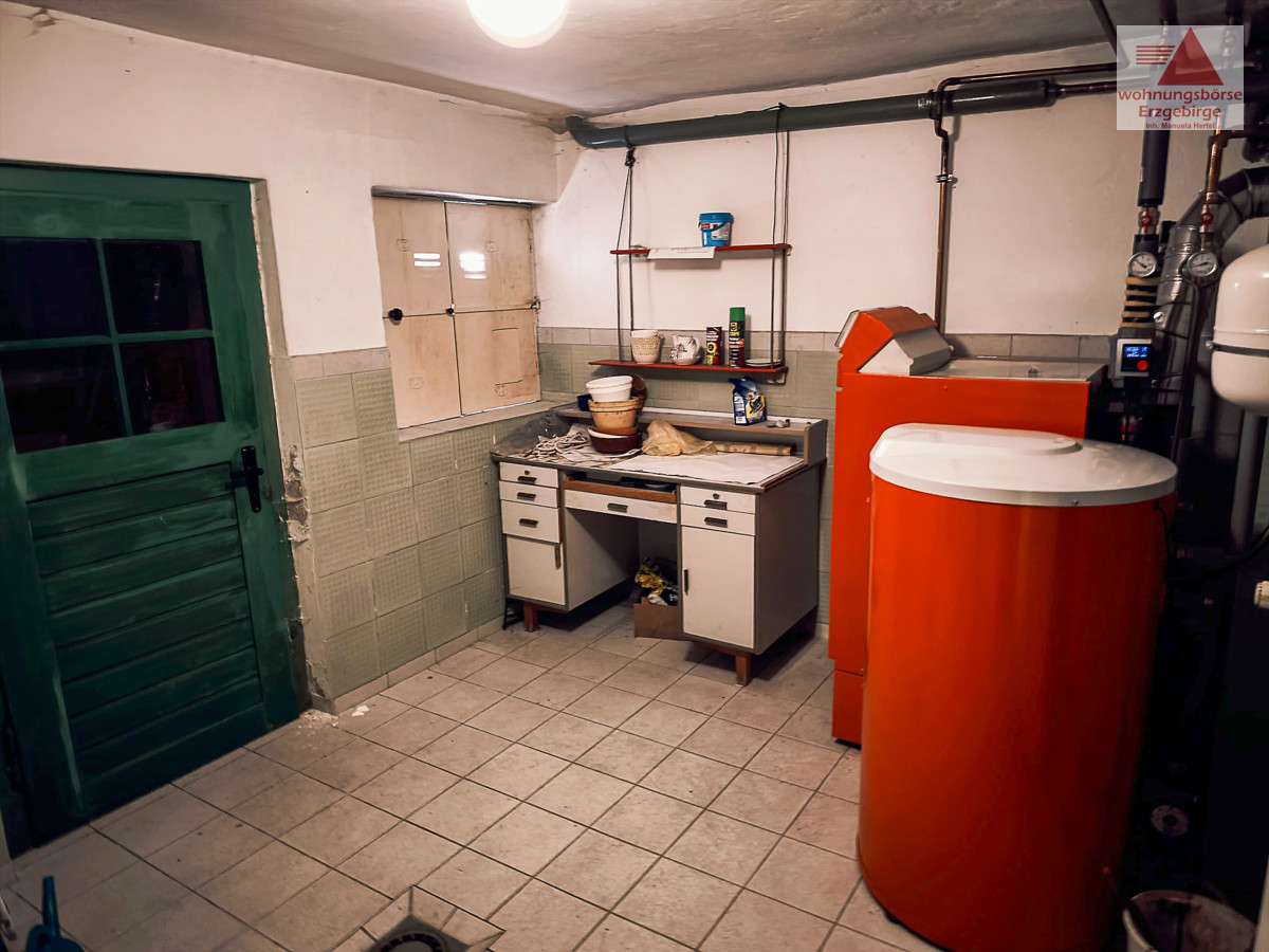 Immobilie in Johanngeorgenstadt - Angebot für Projektliebhaber - Einfamilienhaus mit viel Potential in Johanngeorgenstadt - Bild 1