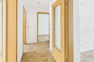 3-Raum-Wohnung mit Balkon im Zentrum – Gustav-Freytag-Str. 22, 9111 Zentrum, Chemnitz – Vorschaubild 11