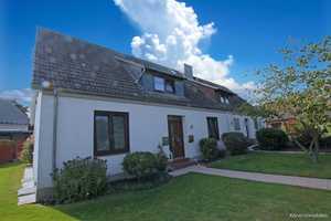 Saniertes Zweifamilienhaus mit Einliegerwohnung oder solide Kapitalanlage mit möglichen Faktor 12! – Cuxhaven (Kreis) – Vorschaubild 2