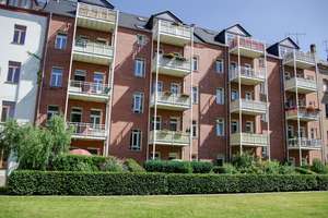 Wohnung mit Parkett und Südbalkon zum grünen Innenhof – Richardstraße 5, 9113 Schloßchemnitz, Chemnitz – Vorschaubild 3