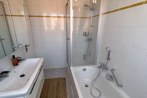 Dachgeschoss-Maisonette (mit Klimaanlage) und wunderschöner Dachterasse  – Die vollständige Adresse der Immobilie erhältst du vom Anbieter., 86150 Lechviertel, östl. Ulrichsviertel, Augsburg – Vorschaubild 20