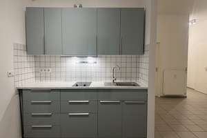 Südstadt: frisch renoviertes, seniorengerechtes 40qm Appartment mit 20qm Terrasse/Patio – Rosenstrasse 16, 50678 Altstadt/Süd, Köln – Vorschaubild 1