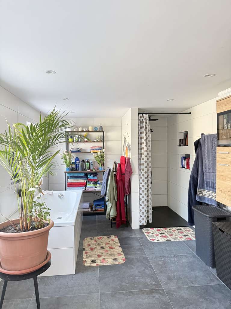 Immobilie in Kalbe (Milde) - SCHÖNES TEILSANIERTES ANWESEN - Bild 3