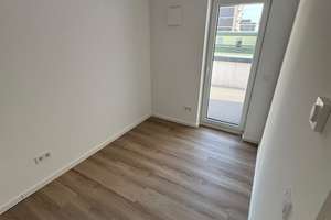 3 Zimmer- Penthousewohnung | KÜCHE | Badezimmer | Große Terrasse | Gäste-WC | Keller | GARAGE-DP – 67059 West, Ludwigshafen am Rhein – Vorschaubild 11