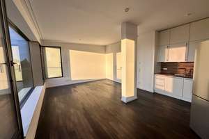 Exklusive 3-Zi-Wohnung mit einzigartigem Parkblick – Die vollständige Adresse der Immobilie erhältst du vom Anbieter., 10435 Mitte (Ortsteil), Berlin – Vorschaubild 2