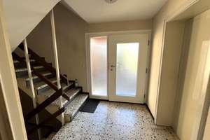 GENERATIONENHAUS! Freist. 3-Fam.-Haus! Sofort beziehbar! 2 Garagen! 2 Stellplätze! Beste Lage! – Die vollständige Adresse der Immobilie erhältst du vom Anbieter., 73257 Köngen – Vorschaubild 9