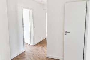 Modernisierte Eigentumswohnung in Duisburg-Duissern – Die vollständige Adresse der Immobilie erhältst du vom Anbieter., 47058 Duissern, Duisburg – Vorschaubild 2