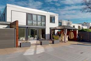 LUXURIÖSES 1-2 Haus * Pool * Elegant & sehr geschmacksvoll – Die vollständige Adresse der Immobilie erhältst du vom Anbieter., 68259 Feudenheim, Mannheim – Vorschaubild 24
