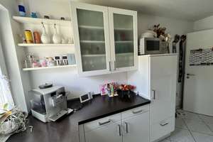 ++PROVISIONSFREI++ Geschmackvolle, Doppelhaushälfte mit Bhz. Salzwasserpool in München – Die vollständige Adresse der Immobilie erhältst du vom Anbieter., 81477 Obersendling, München – Vorschaubild 10