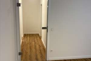 Lichtdurchflutete 2-Zi.-Wohnung (5. OG) mit Loggia & neuer EBK  in Köln-Grengel – Akazienweg 82, 51147 Grengel, Köln – Vorschaubild 8
