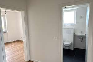 Helle 3-Zimmer-Wohnung mit Balkon in Wesseling – Kastanienweg 9, 50389 Wesseling – Vorschaubild 2