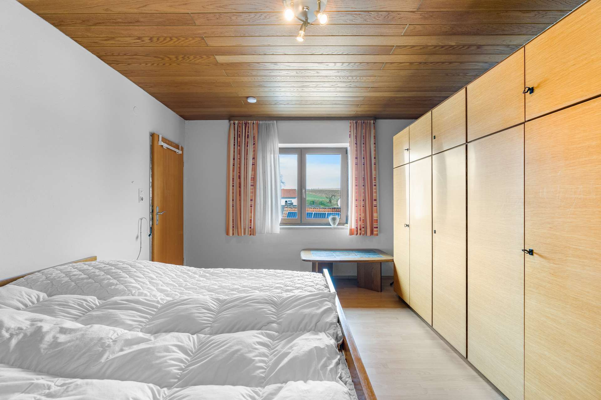 Immobilie in Mengkofen - ***Charmantes Einfamilienhaus mit Potenzial in ruhiger Lage*** - Bild 1