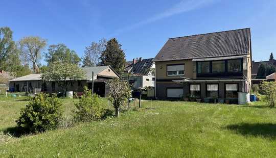 Bild von *Wieder verfügbar!*
Einfamilienhaus mit Ausbaupotential und Vollkeller auf 1.900 m²- Grundstück