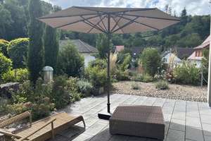 Licht, Luft, Raum - ein Haus mit besonderer Architektur! Durchdachte Villa zum Wohlfühlen mit Pool. – Die vollständige Adresse der Immobilie erhältst du vom Anbieter., 79285 Ebringen – Vorschaubild 9