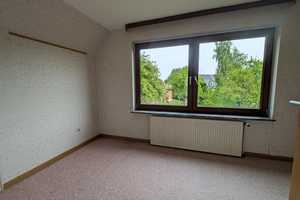 In ruhiger Wohnlage von Sterup erwartet Sie dieses solide Einfamilienhaus mit Garage – Schleswig-Flensburg (Kreis) – Vorschaubild 15