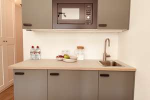 Möbilierte 1-Raum-Wohnung in Augsburg für Studenten – Pilgerhausstraße 18, 86152 Jakobervorstadt-Nord, Augsburg – Vorschaubild 2