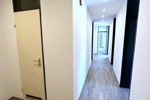 Eigentumswohnung NEU renoviert mit Hausinternem Schwimmbad, Sauna und Fittnessraum – Die vollständige Adresse der Immobilie erhältst du vom Anbieter., 85049 Friedrichshofen-Hollerstauden, Ingolstadt – Vorschaubild 7