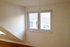 Dachgeschosswohnung in ruhiger Lage | Balkon & Stellplatz – Die vollständige Adresse der Immobilie erhältst du vom Anbieter., 50733 Nippes (Ortsteil), Köln – Vorschaubild 13