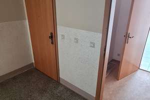 Mehrfamilienhaus mit attraktivem Entwicklungspotenzial – Die vollständige Adresse der Immobilie erhältst du vom Anbieter., 9669 Frankenberg/Sachsen – Vorschaubild 5