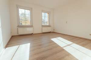Wohnen mit Charme: Sonnige 3-Zimmer-Wohnung mit Südbalkon in Stadtfeld-Ost – Freiherr-vom-Stein-Straße 32, 39108 Stadtfeld Ost, Magdeburg – Vorschaubild 6