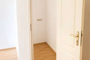 3-Zimmer-Wohnung mit Balkon, Aufzug und Mietpotenzial in Chemnitz-Kaßberg – Die vollständige Adresse der Immobilie erhältst du vom Anbieter., 9112 Kaßberg, Chemnitz – Vorschaubild 17
