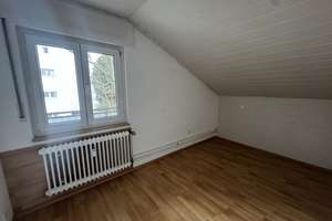 Schöne Drei-Zimmer-Dachgeschosswohnung in Toplage von KA-Grötzingen. – Die vollständige Adresse der Immobilie erhältst du vom Anbieter., 76229 Grötzingen, Karlsruhe – Vorschaubild 5
