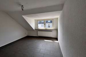 Modernisierte 2-Zimmer-Dachgeschosswohnung in Duisburg – Fischerstrasse 65, 47055 Wanheimerort, Duisburg – Vorschaubild 6
