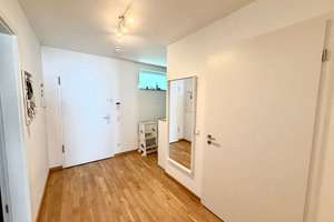 barrierefreie 2-Zimmer Wohnung mit Wintergarten, hell, Einbauküche, Keller, modern – Die vollständige Adresse der Immobilie erhältst du vom Anbieter., 86159 Universitätsviertel, Augsburg – Vorschaubild 2