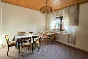 Mehrgenerationenhaus – Doppelhaushälfte mit großem Garten und außergewöhnlich viel Platz – Die vollständige Adresse der Immobilie erhältst du vom Anbieter., 52531 Übach-Palenberg – Vorschaubild 6