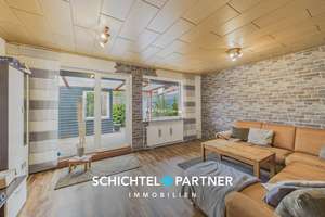 Oslebshausen | Renovierungsbedürftiges Reihenhaus mit Garten- und Hoffläche – Die vollständige Adresse der Immobilie erhältst du vom Anbieter., 28239 Oslebshausen, Bremen – Vorschaubild 2
