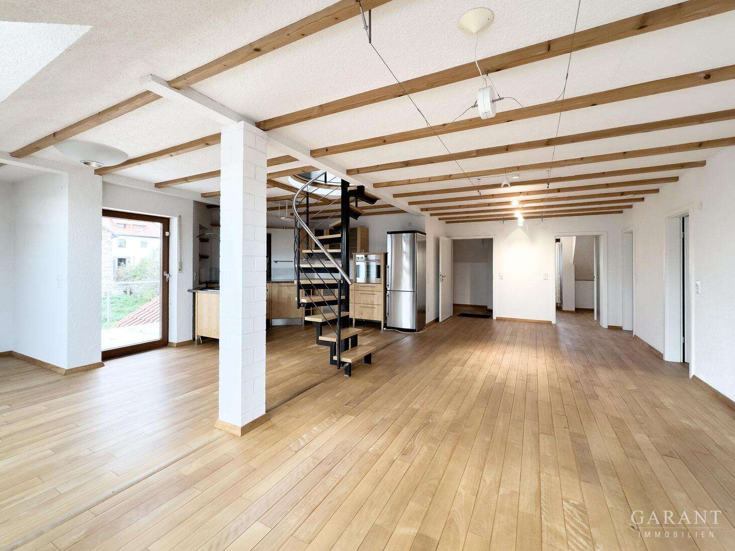 Immobilie in Großniedesheim - *** Architektenhaus mit zwei Wohneinheiten: stilvolles Wohnen mit vielseitigen Möglichkeiten *** - Bild 0