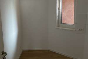Komplett renovierte 40 m² Wohnung in zentraler Lage von Kiel – bezugsfrei ab sofort – Elisabethstr. 58-60, 24143 Gaarden-Ost, Kiel – Vorschaubild 6