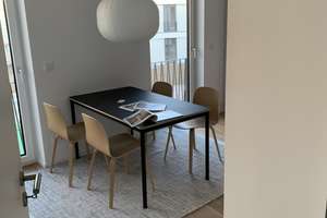 Schöne 2-Zimmer Wohnung ~ mit Loggia + EBK