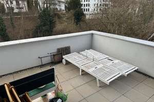 Exclusive 4-Zimmer-Wohnung mit gehobener Innenausstattung mit Balkon und Einbauküche in Reutlingen – Die vollständige Adresse der Immobilie erhältst du vom Anbieter., 72764 Reutlingen-Mitte, Reutlingen – Vorschaubild 11