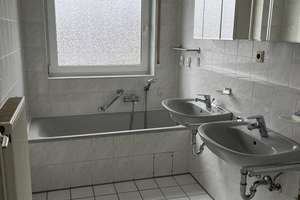 Lichtdurchflutete 3-Zimmer-Wohnung mit Balkon – Theodor-Heuss-Ring 46, 55232 Alzey – Vorschaubild 5
