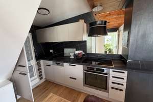 Möblierte Traumwohnung in Stuttgart-Vaihingen mit großer Dachterrasse  – Die vollständige Adresse der Immobilie erhältst du vom Anbieter., 70563 Vaihingen-Mitte, Stuttgart – Vorschaubild 2
