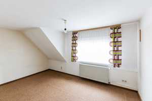 Großes Haus für die große Familie. Freistehendes  1-3-Familienhaus mit großem Garten und Garage – Groß-Gerau (Kreis) – Vorschaubild 14