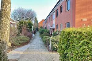 Vermietete Dachgeschosswohnung mit großzügiger Süd-Loggia – Die vollständige Adresse der Immobilie erhältst du vom Anbieter., 23566 Sankt Gertrud, Lübeck – Vorschaubild 2