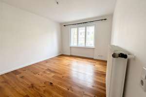 Renoviert & Perfekt Geschnitten: 4 Zimmer in Charlottenburg