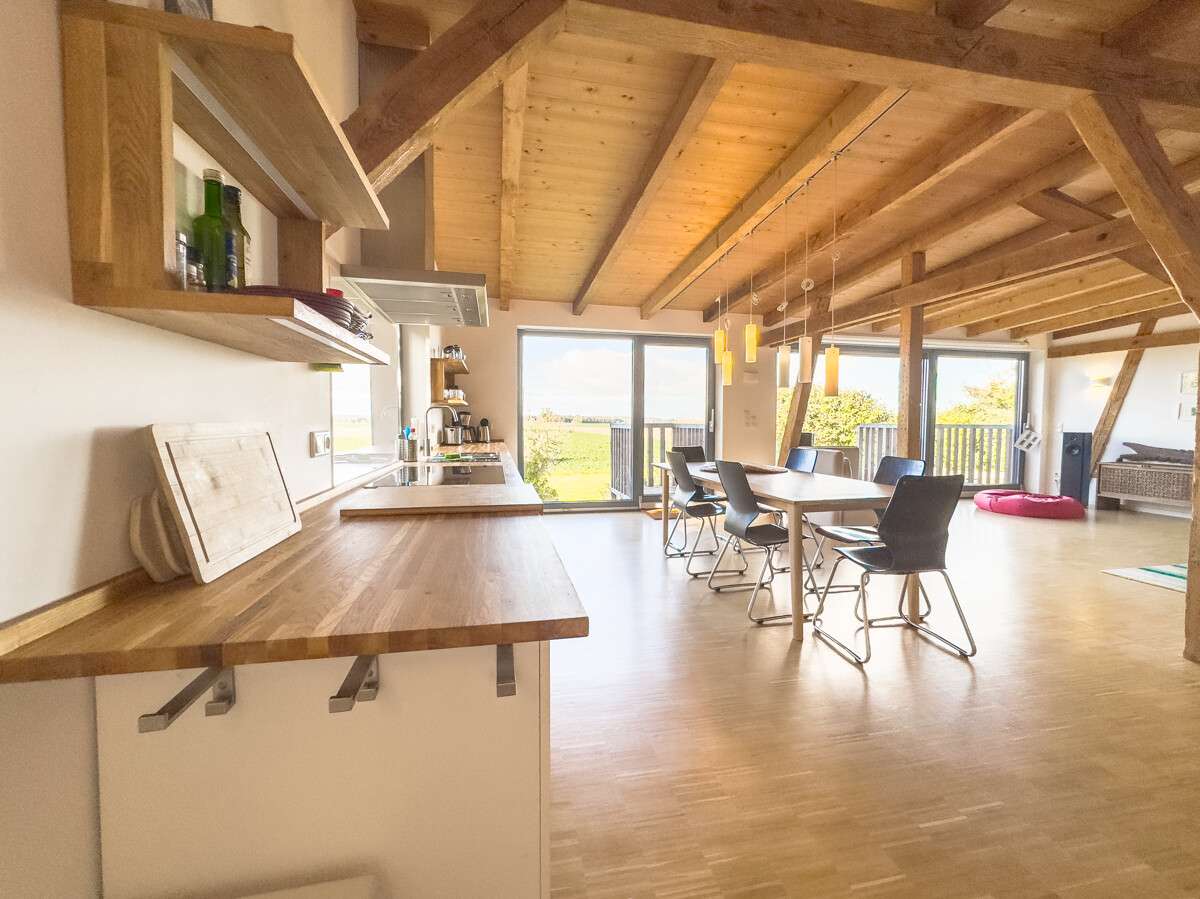 Immobilie in Groß Mohrdorf - Stilvoll & hochwertig saniertes Landhaus mit Wasserblick nähe Stralsund // 2WE // 317m² // PV-Anlage - Bild 10