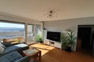 Property thumbnail 1