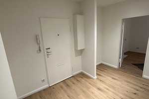 Wunderschöne 2 Raum-Wohnung im Herzen Buckows sucht neuen Mieter *KEIN ABSTAND* – Rufacher Weg 7, 12349 Berlin – Vorschaubild 2