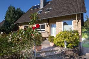 Gemütliches Einfamilienhaus mit großem Garten in gefragter Lage – Die vollständige Adresse der Immobilie erhältst du vom Anbieter., 24376 Kappeln – Vorschaubild 2