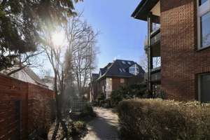 SOLIDE BAUSUBSTANZ, TERRASSE, GARTENBEREICH & GARAGE - RUHIGE LAGE - ZUR ZEIT VERMIETET – Die vollständige Adresse der Immobilie erhältst du vom Anbieter., 12203 Lichterfelde, Berlin – Vorschaubild 8